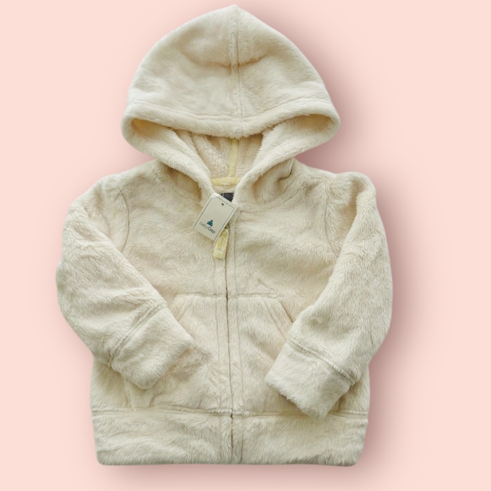 NWT Baby GAP Faux Teddy Fur Jacket. Size 12-18 Months.